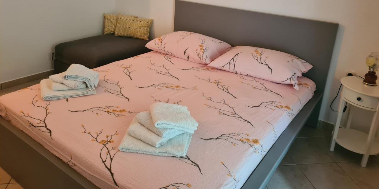 Apartmants Bubalo Trpanj Exterior photo